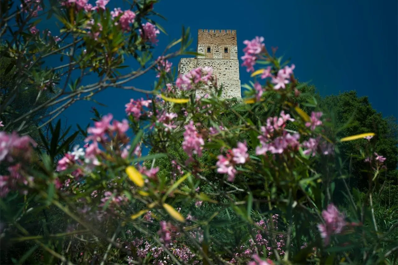 **  Hotel Castello Malicas Galtellì Italia