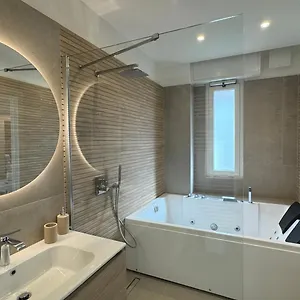 casa-febo.hotelitalianriviera.com/
